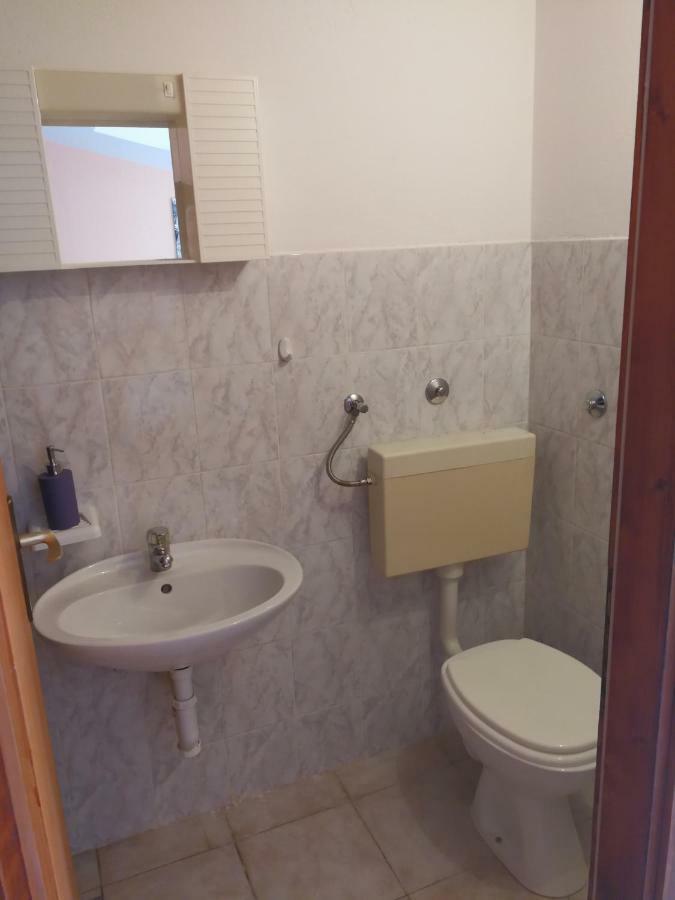 Apartmani "Ivan" Marina  Exterior foto